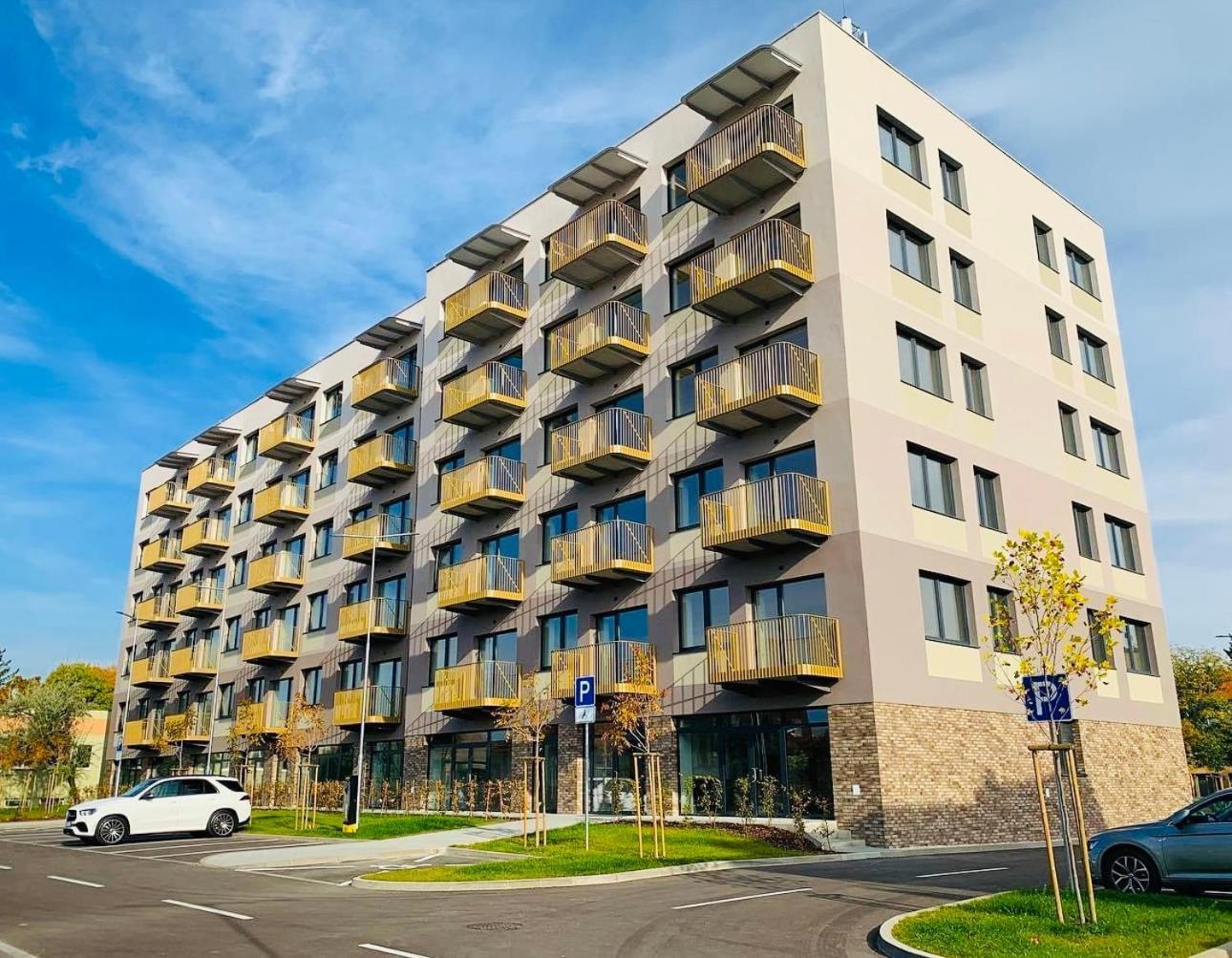 شقة Apartman Sitka Trenčín المظهر الخارجي الصورة